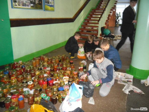 Спецпризначенці вражені: луцькі діти за день зібрали допомогу бійцям