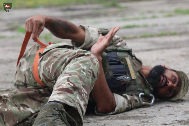 Боєць із Сирії став батьком 4 дітей в Україні і нині навчає виживати воїнів волинської бригади. ФОТО