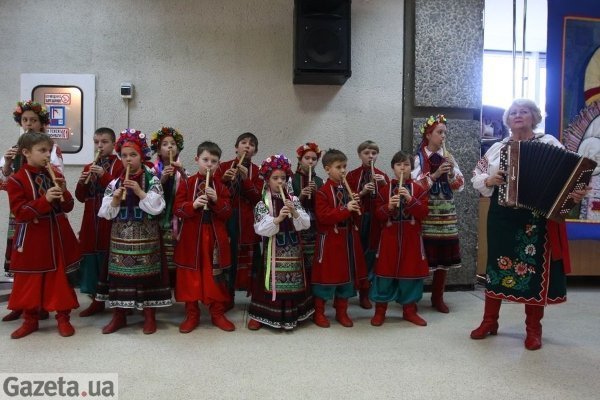 Як охороняли Януковича під час дитячої виставки у Києві. ФОТО. ВІДЕО