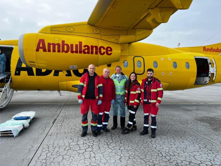 Волинські медики провели надскладну евакуацію пацієнта до Польщі