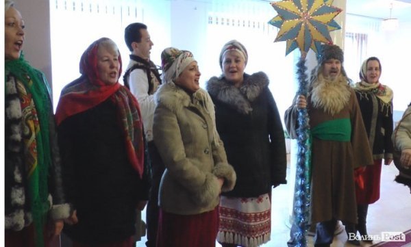 До Нововолинської міської ради завітали перебиранці. ФОТО