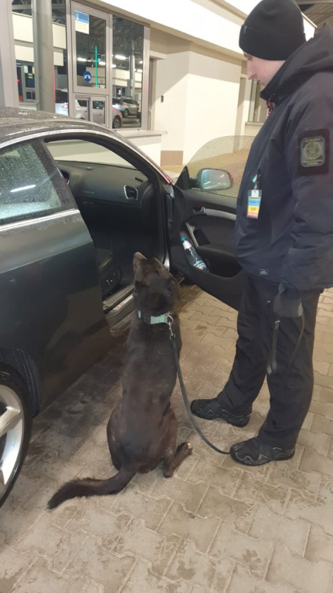 Киянин хотів перевезти через «Устилуг» боєприпаси. ФОТО