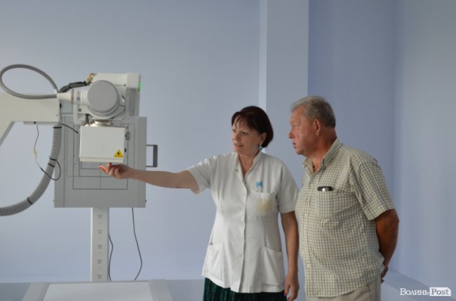 Луцькій поліклініці замість древнього рентгену купили новий. ФОТО