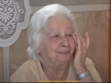 У Луцьку 81-річна переселенка допомагає захисникам України. ВІДЕО