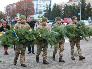 Як у Володимирі вшанували жертв Другої світової війни. ФОТО