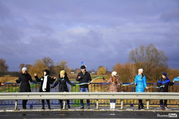 Євроланцюг за 50 кілометрів від Луцька. ФОТО. ВІДЕО