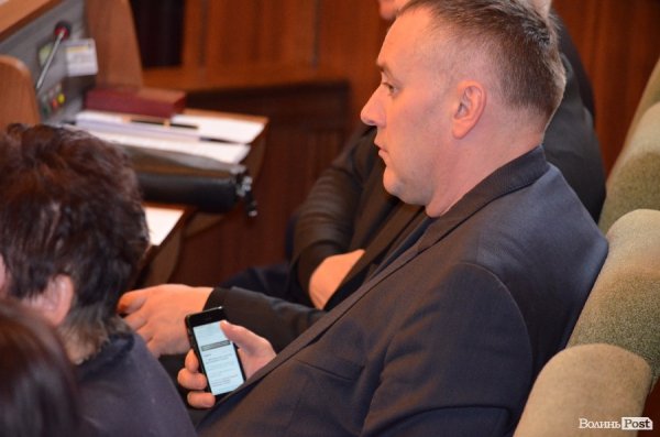 Сесія Волиньради: годинники, гаджети та «Однокласники». ФОТО