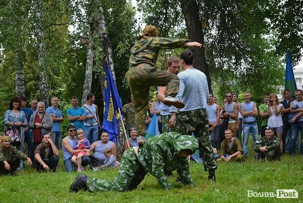 Як у Луцьку святкували День ВДВ. ФОТО