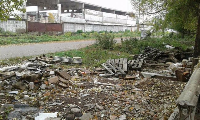  Лучан, які викидають «заборонені» речі в контейнери, штрафуватимуть