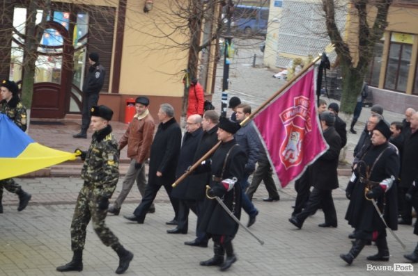 У Луцьку вшанували пам'ять жертв голодоморів. ФОТО