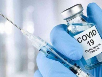 У волинській лікарні роблять тест на доцільність та ефективність вакцинації від коронавірусу. ВІДЕО