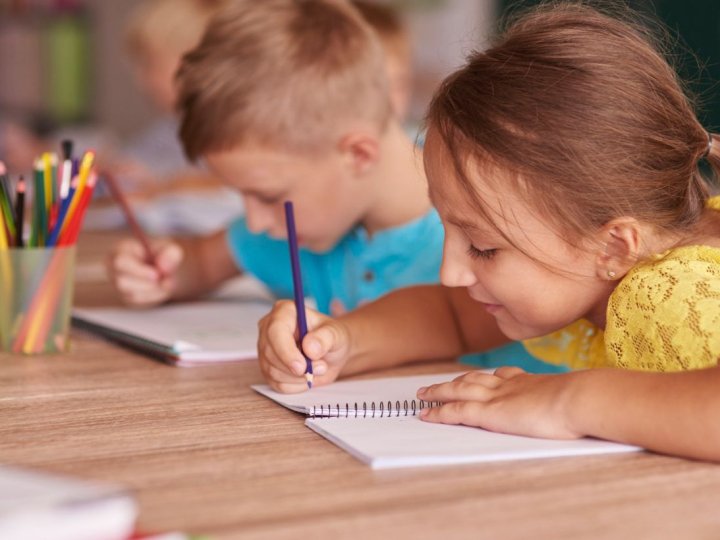 Скільки лучани планують витратити грошей на збори дітей до школи. ВІДЕО
