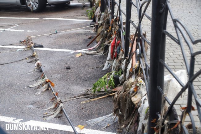 Зруйновані вулиці та затоплені автомобілі: Одесу накрила сильна злива. ВІДЕО