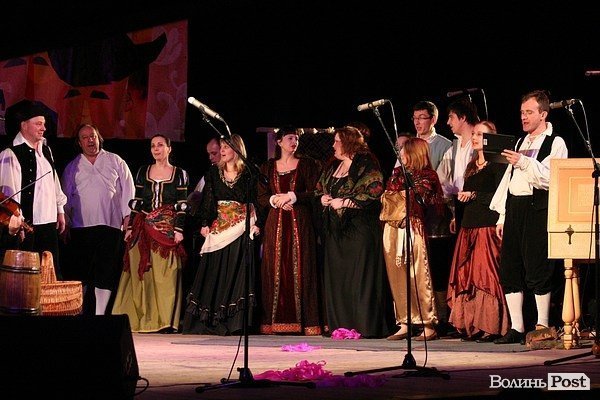 У Луцьку співали барокові колядки. ФОТО