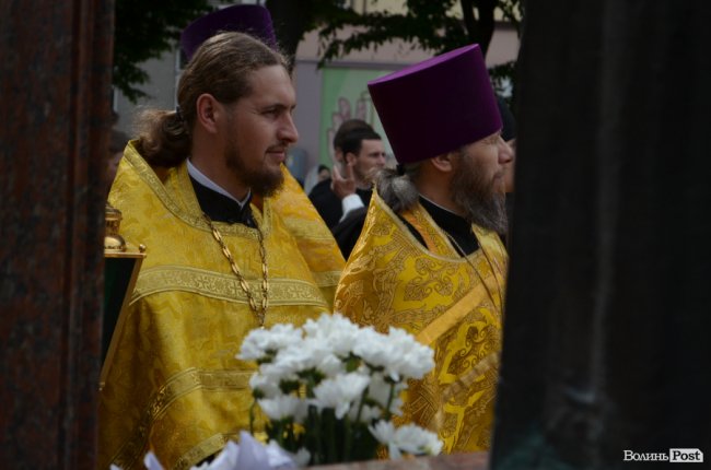 У Луцьку хресною ходою пройшли прихильники церкви Московського патріархату. ФОТО