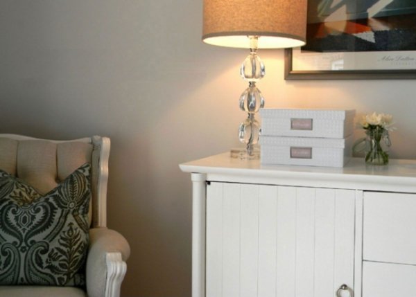 Вам здається, що модем не вписується в інтер'єр? Сховайте його в красиву коробку