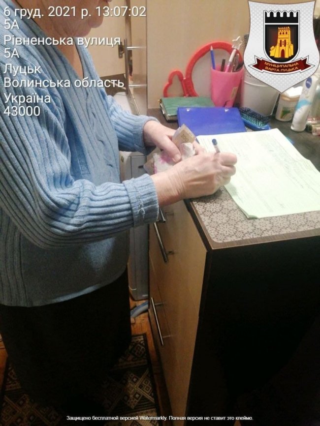 Лучанка продавала сурогат у квартирі. ФОТО