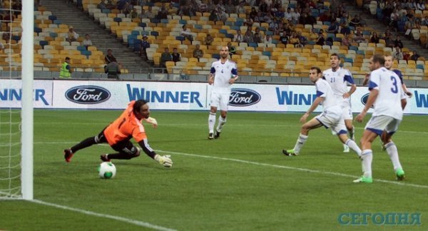 Фото матчу  Україна ‒ Ізраїль