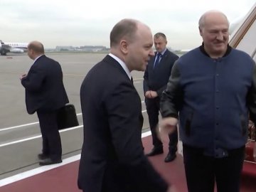 Лукашенко прилетів з дводенним візитом до росії
