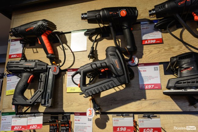 Зі знижками, акціями і розіграшем: у Луцьку – святкове відкриття фірмового магазину інструментів «Dnipro М». ФОТО* 