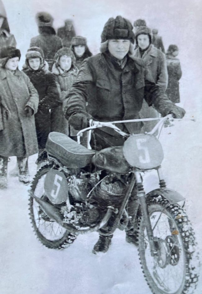 Відійшов у засвіти легендарний волинський мотогонщик, заслужений тренер України Анатолій Буренко