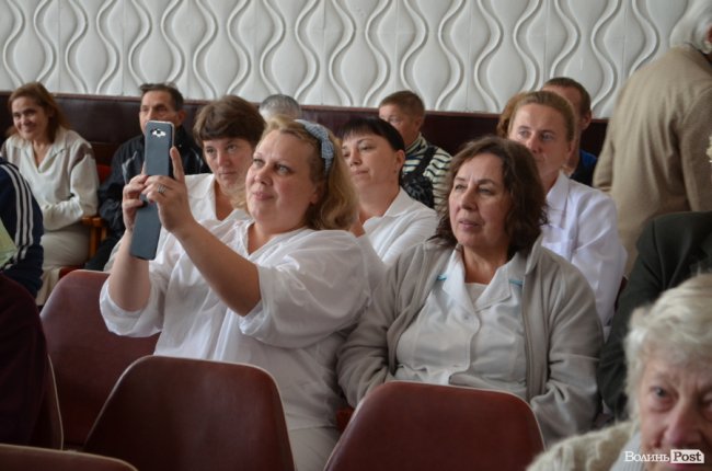 «Ми витрусимо з держави гроші для пенсіонерів та ветеранів», – Олег Ляшко у Луцьку*