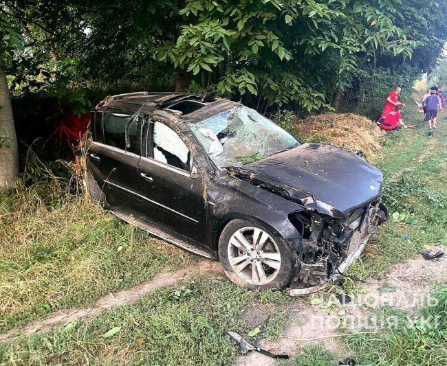 На Волині - дві смертельні аварії: загинули водій автівки та велосипедист