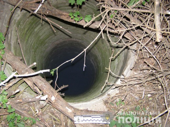 На Рівненщині дитячі пустощі із артилерійським снарядом призвели до вибуху. ФОТО