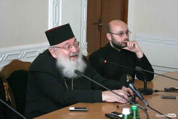 Гузар вважає нинішню владу невдалою і чекає реакції українців