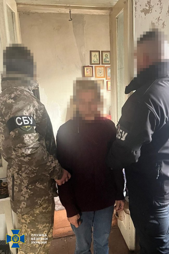 На Донеччині агентка фсб працювала на окупантів через «зв’язкового» з УПЦ МП, – СБУ