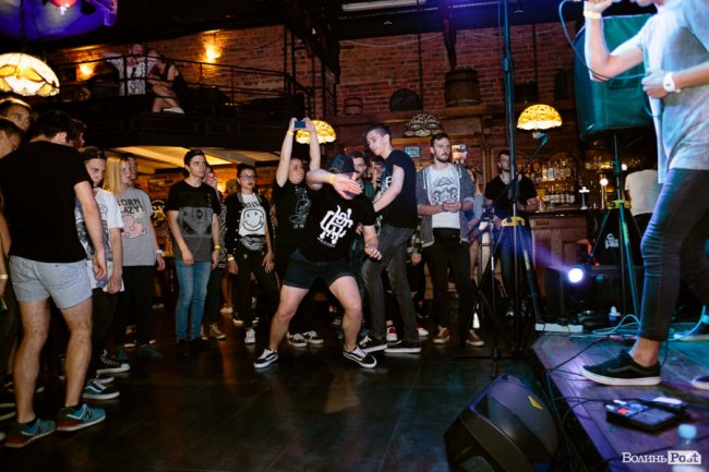 Альтернативний рок: у Луцьку презентували музичну школу