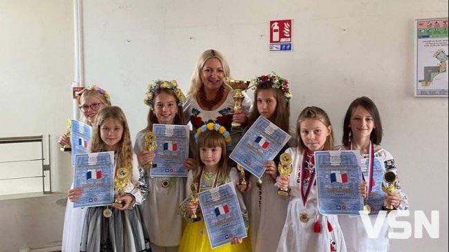 Луцька вокальна студія перемогла у міжнародному конкурсі в Парижі