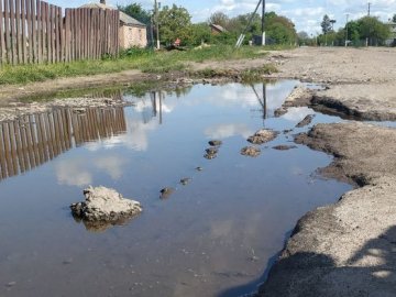 Найгірша в області: тендер на ремонт волинської дороги досі не відбувся