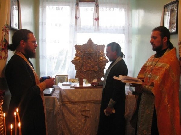 У місто на Волині привезли найбільшу святиню Західної України. ФОТО