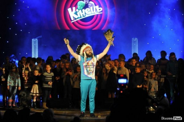 Концерт на «Міс принцеса України» в Луцьку: «А.Р.М.І.Я.», «Дзідзьо», діти