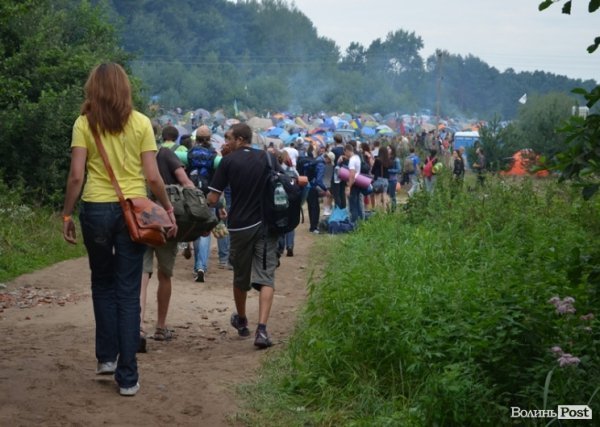 Дорога до наметового містечка