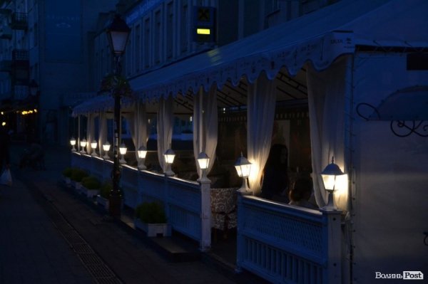 До Дня міста. Вечірній Луцьк. ФОТО