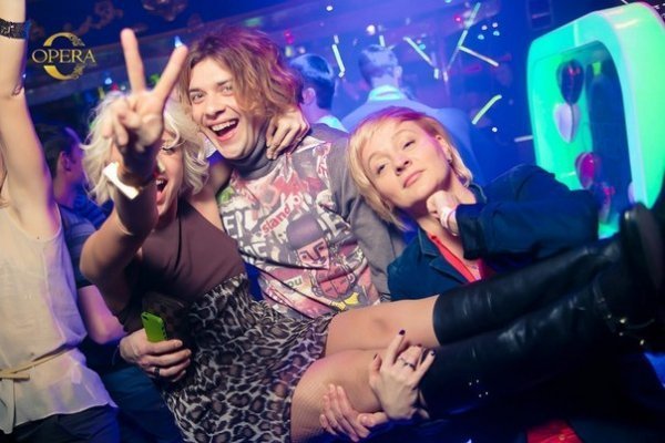 Фото з вечірки в клубі Opera