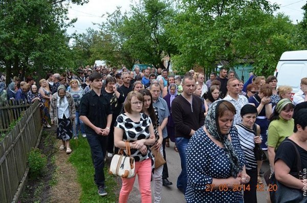 Поховали загиблого під Волновахою нововолинця. ФОТО. ВІДЕО