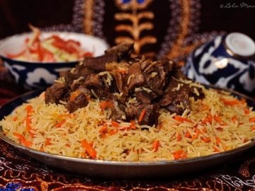 На площі у Луцьку безкоштовно частуватимуть кримськотатарськими стравами