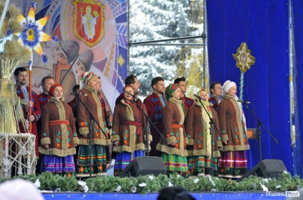 «Різдво у Луцьку»: камерний оркестр, «ФлайzZa» та 50 колективів