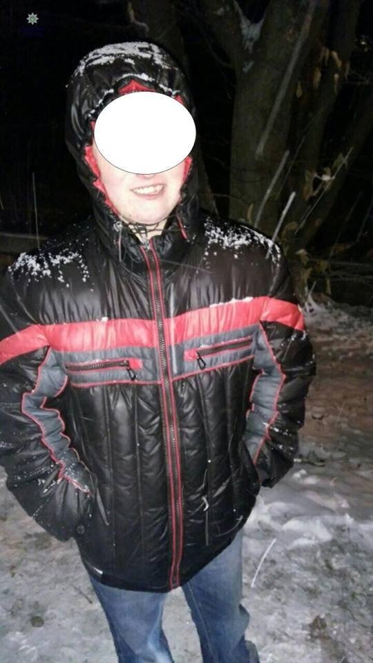 Луцька поліція виявила у підлітків речовини, схожі на наркотики. ФОТО