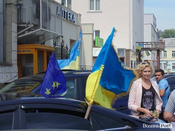 Народне віче у Луцьку. ФОТО