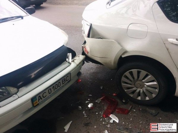 У Луцьку аварія: зіткнулись дві машини. ФОТО