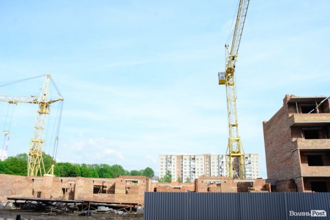 Як у Луцьку будують оселі мрії у яскравому ЖК «Caramel Residence». ФОТО*