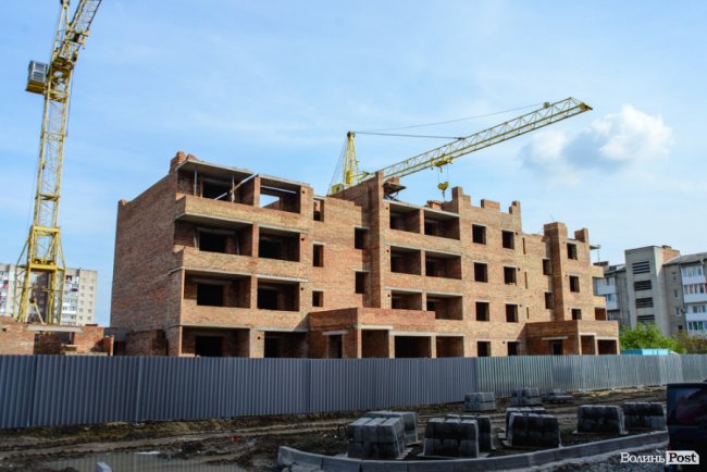 Як у Луцьку будують оселі мрії у яскравому ЖК «Caramel Residence». ФОТО*