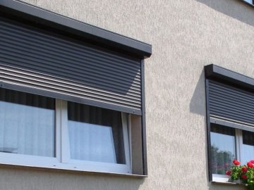 Як вибрати ролети для зовнішніх вікон*