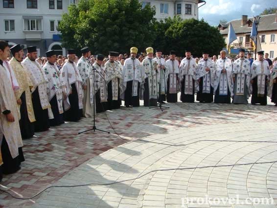 У Ковелі відкрили пам’ятник захисникам України. ФОТО. ВІДЕО