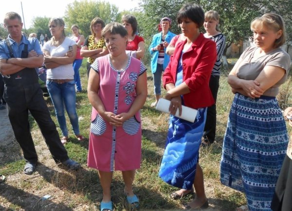 На Волині селяни протестують проти закриття школи. ФОТО