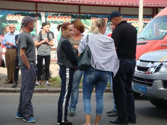 У Ковелі на «зебрі» бус збив жінку. ФОТО